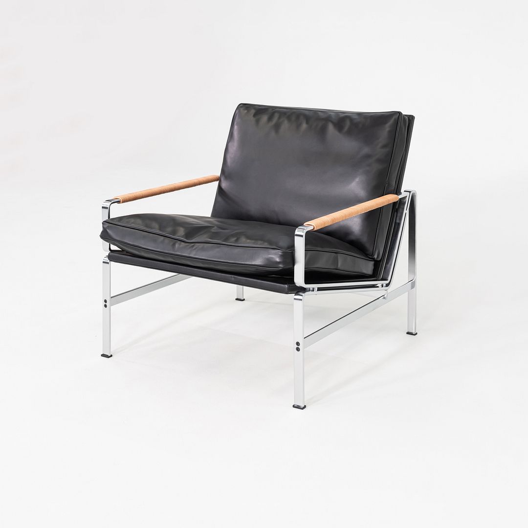 FK-6720 Easy Chair