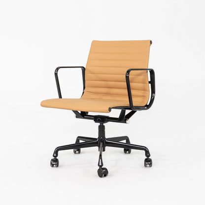 Eames Aluminum Group Management Desk Chair, Model EA335