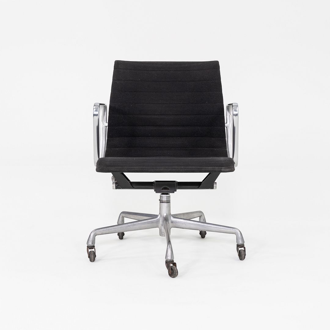 Aluminum Group Management Desk Chair, Model EA335