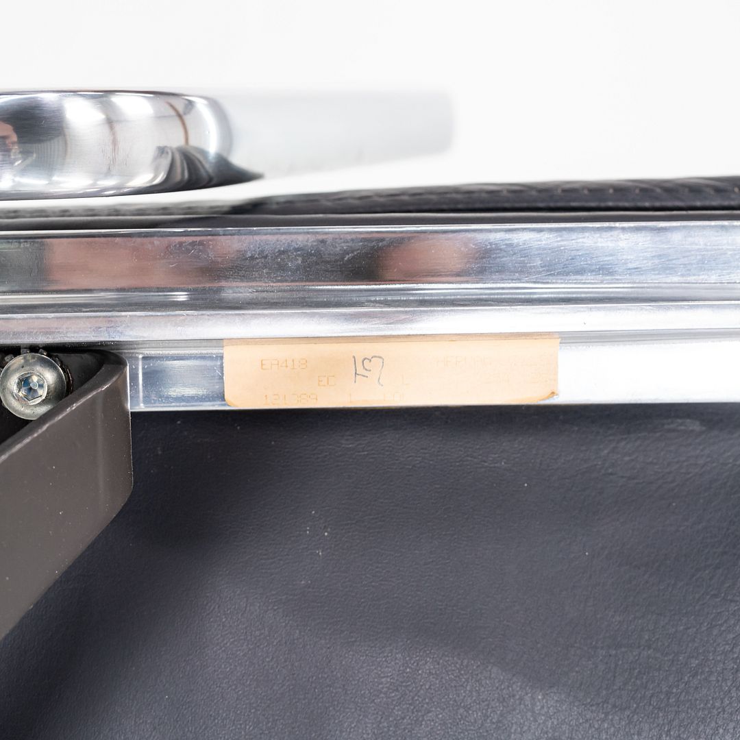 Soft Pad Management Chair, EA418