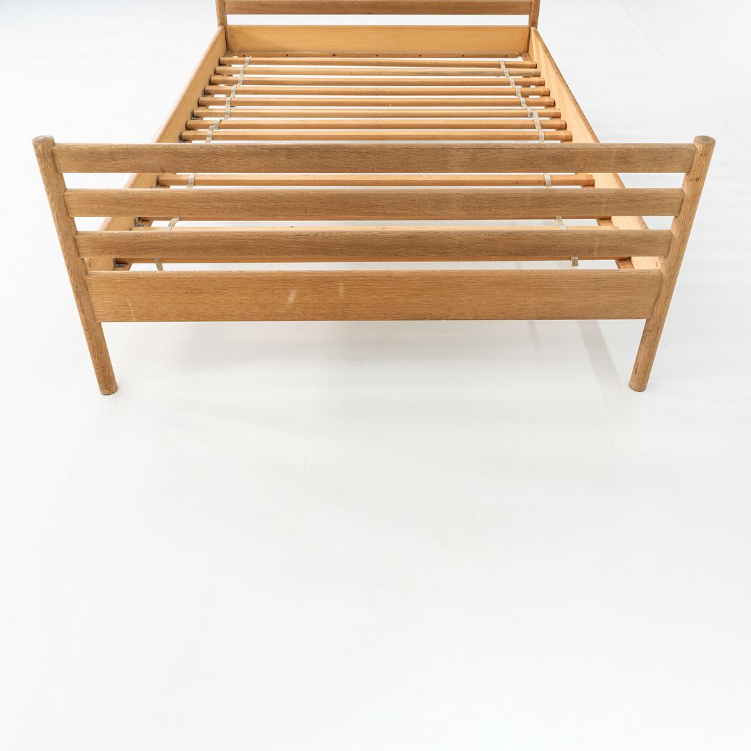 Full Bed