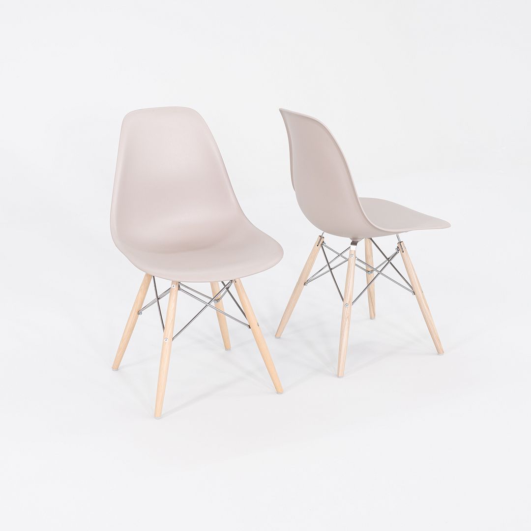 DSW Side Chair with Dowel Base