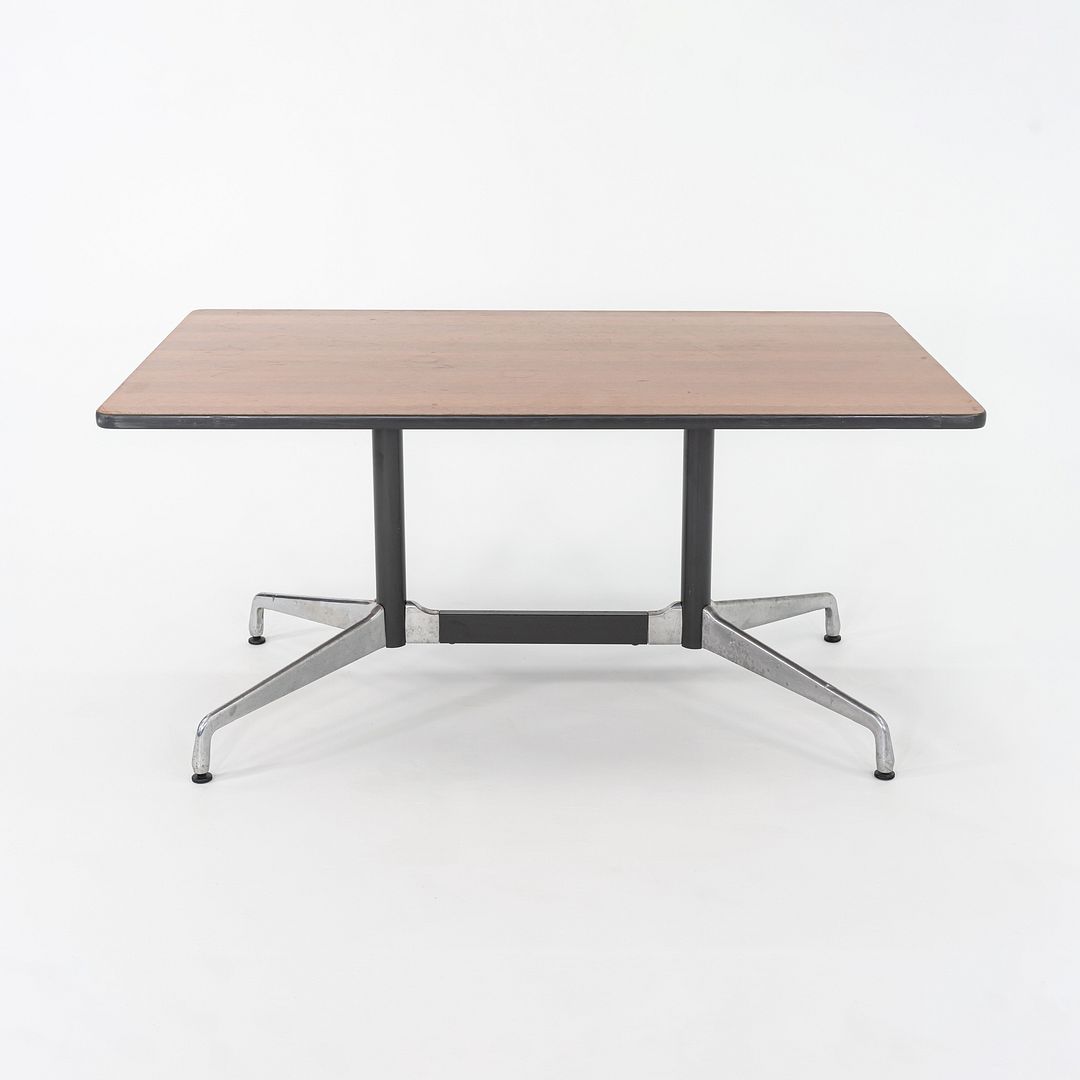 Segmented Conference Table, Model ET142