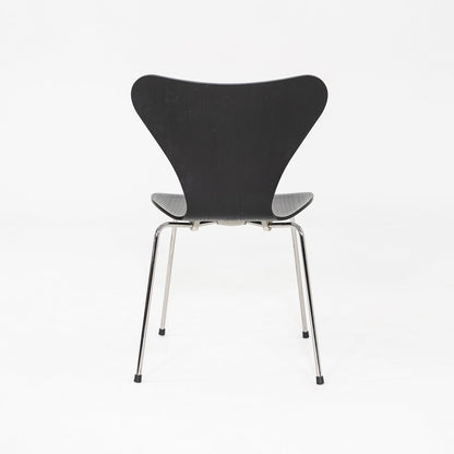 Series 7 Chair, Model 3107
