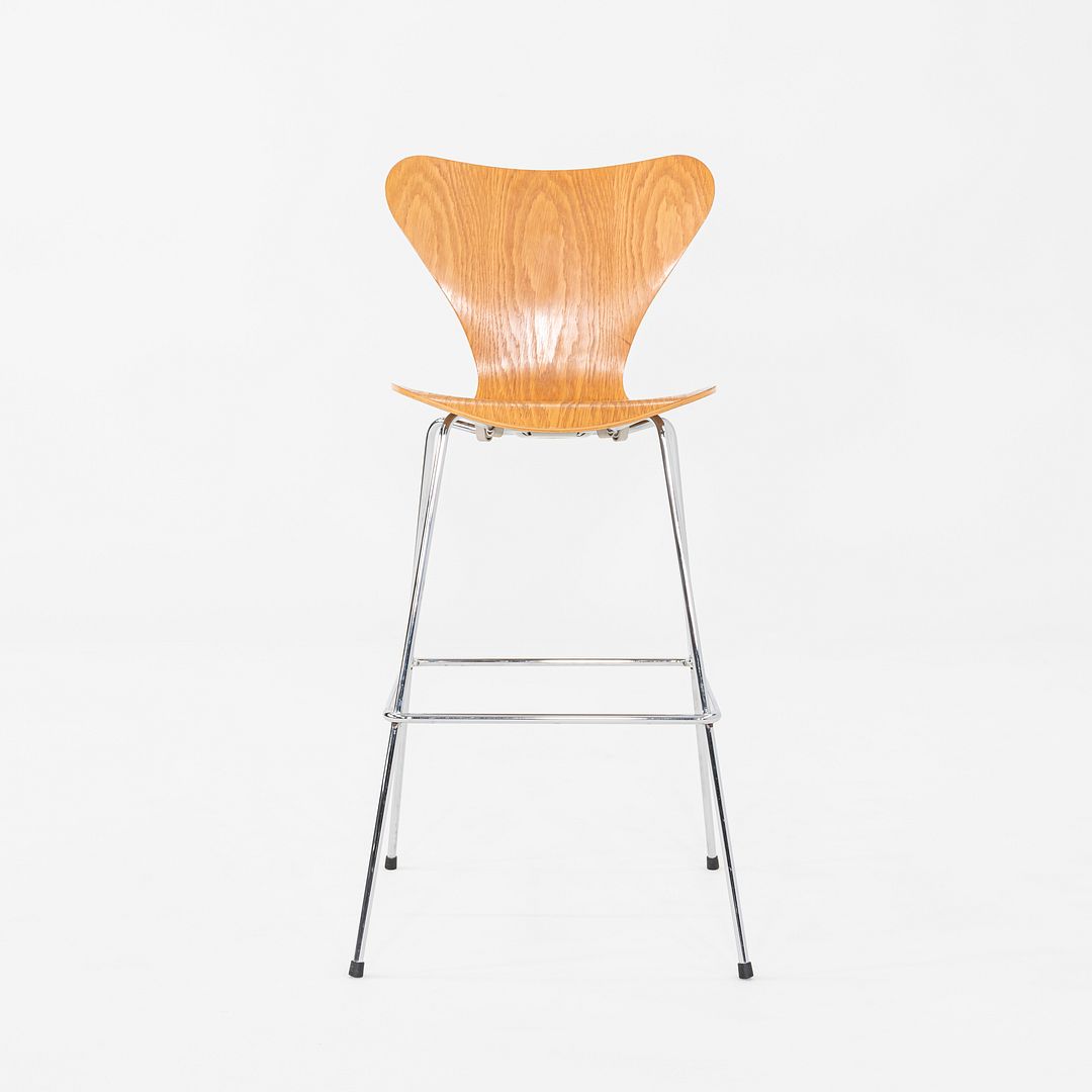 Series 7 Bar Stool, Model 3197
