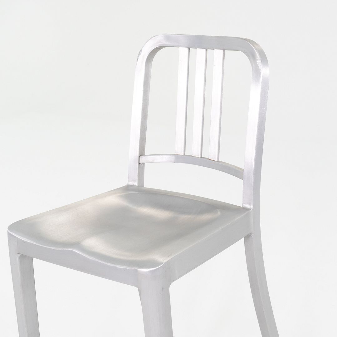1006 Navy Bar Stool