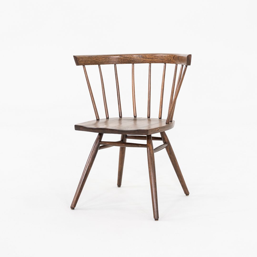 N19 Straight Chair
