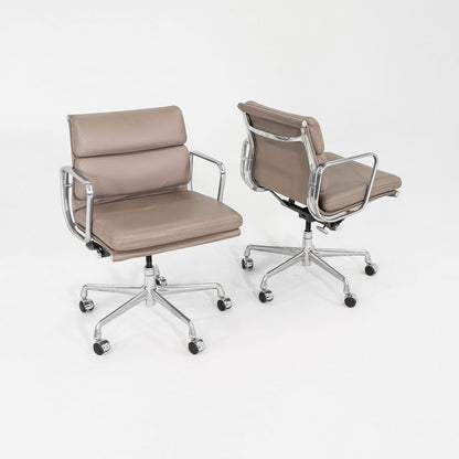 Soft Pad Management Chair, EA435