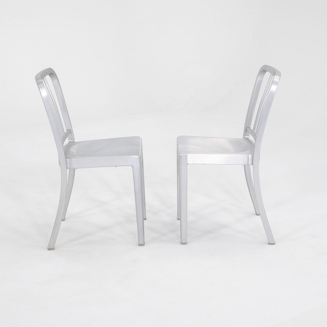 1006 Heritage Stacking Chair