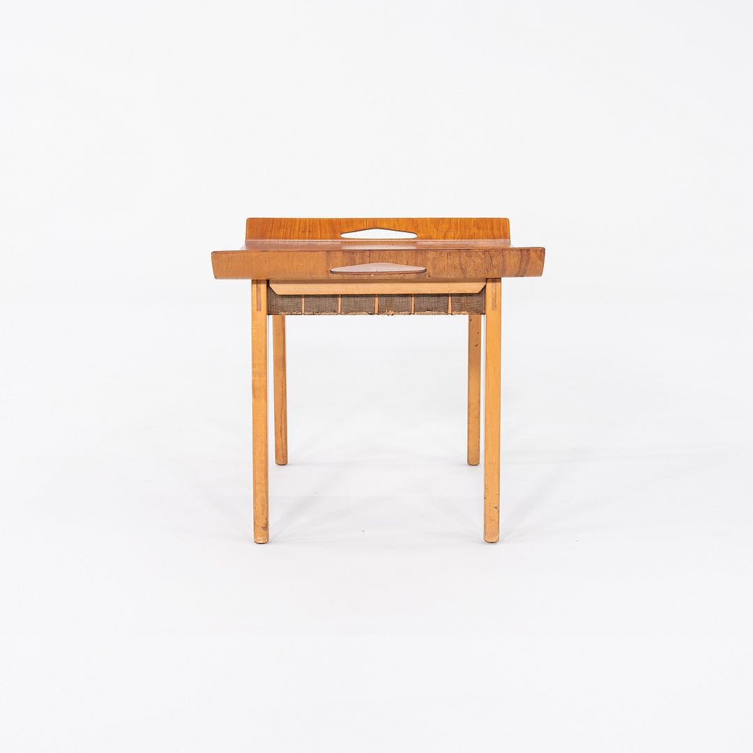 Model 50 Single Tray Table