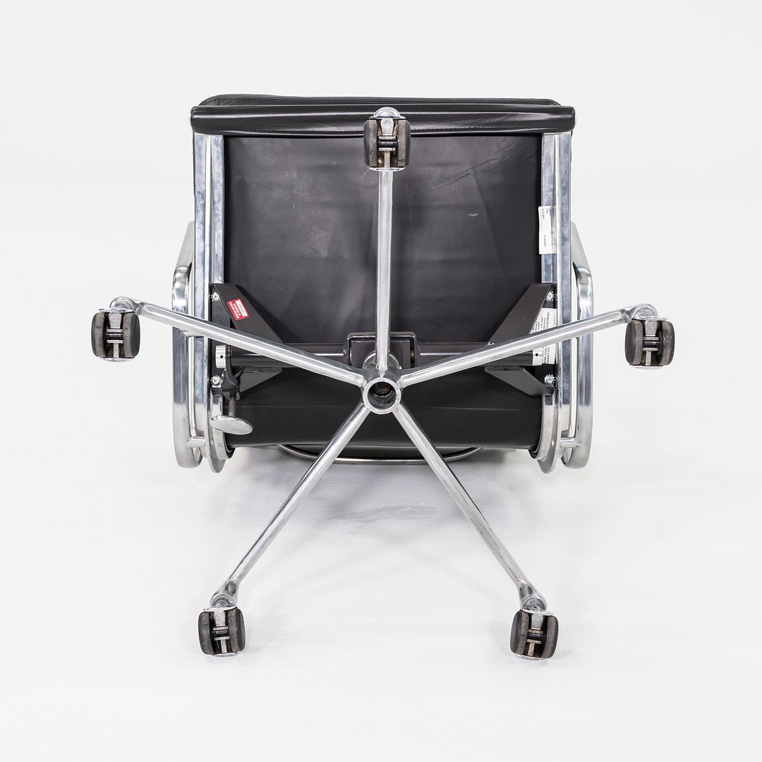 Soft Pad Management Chair, EA435