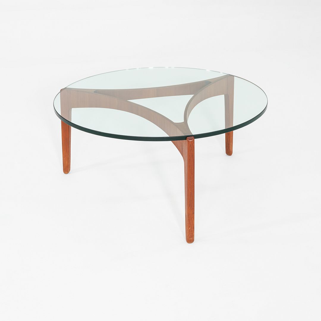 Model #104 Round Coffee Table