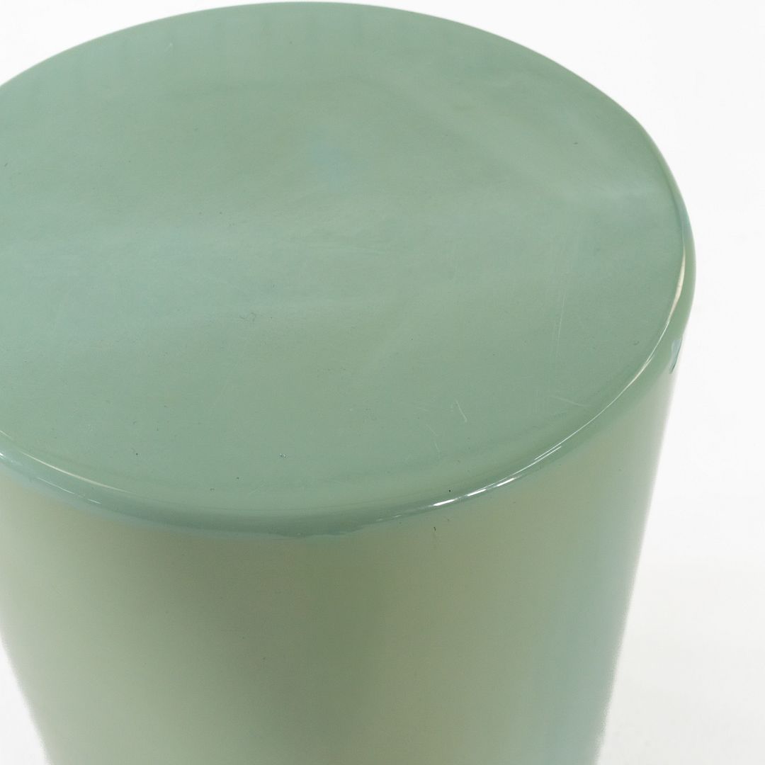 Pedestal Table