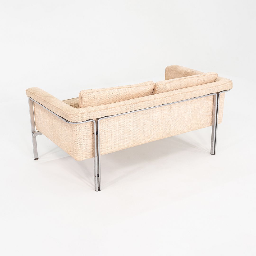 Model HB 6912 Sofa