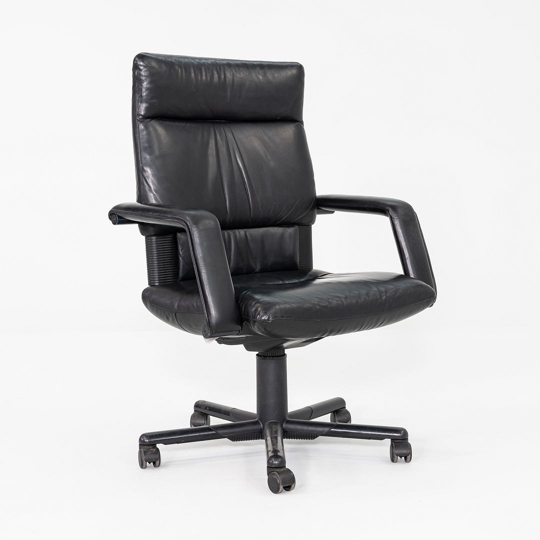 Figura Desk Chair