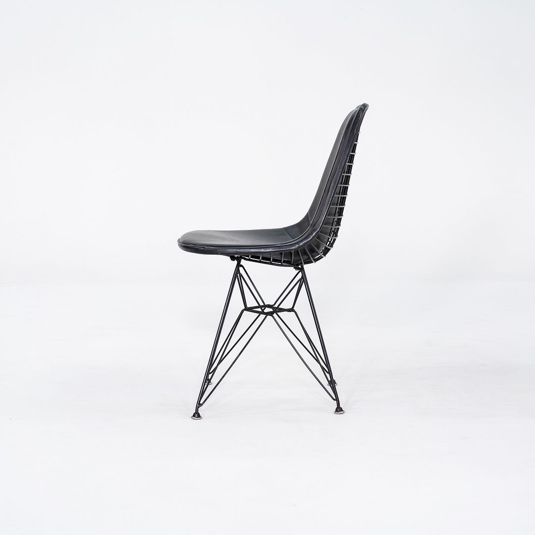DKR-1 Chair