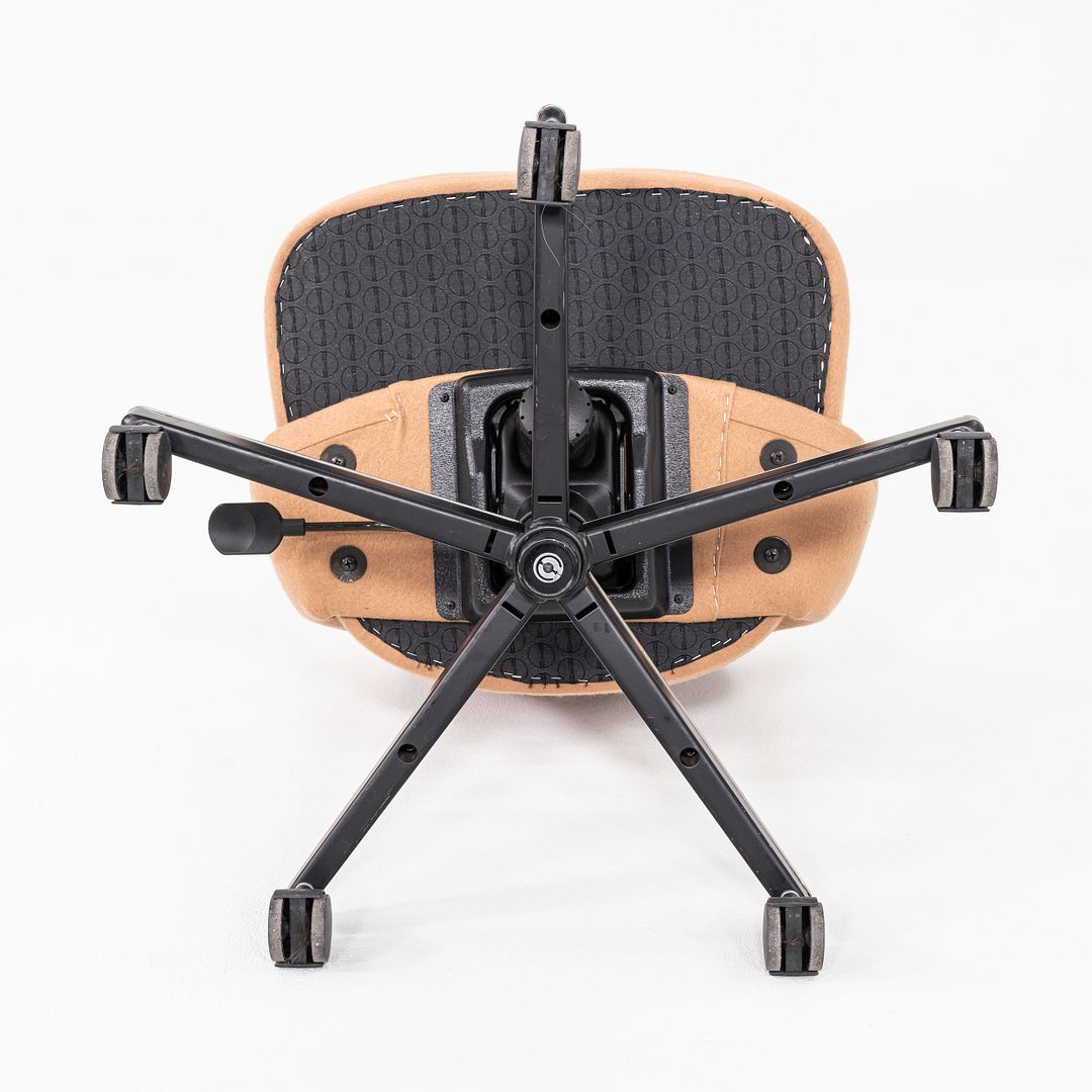 Saarinen Executive Armless Desk Chair