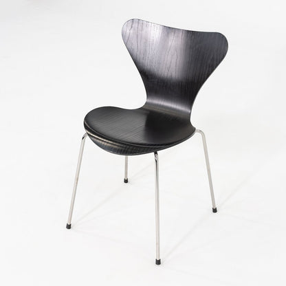 Series 7 Chair, Model 3107