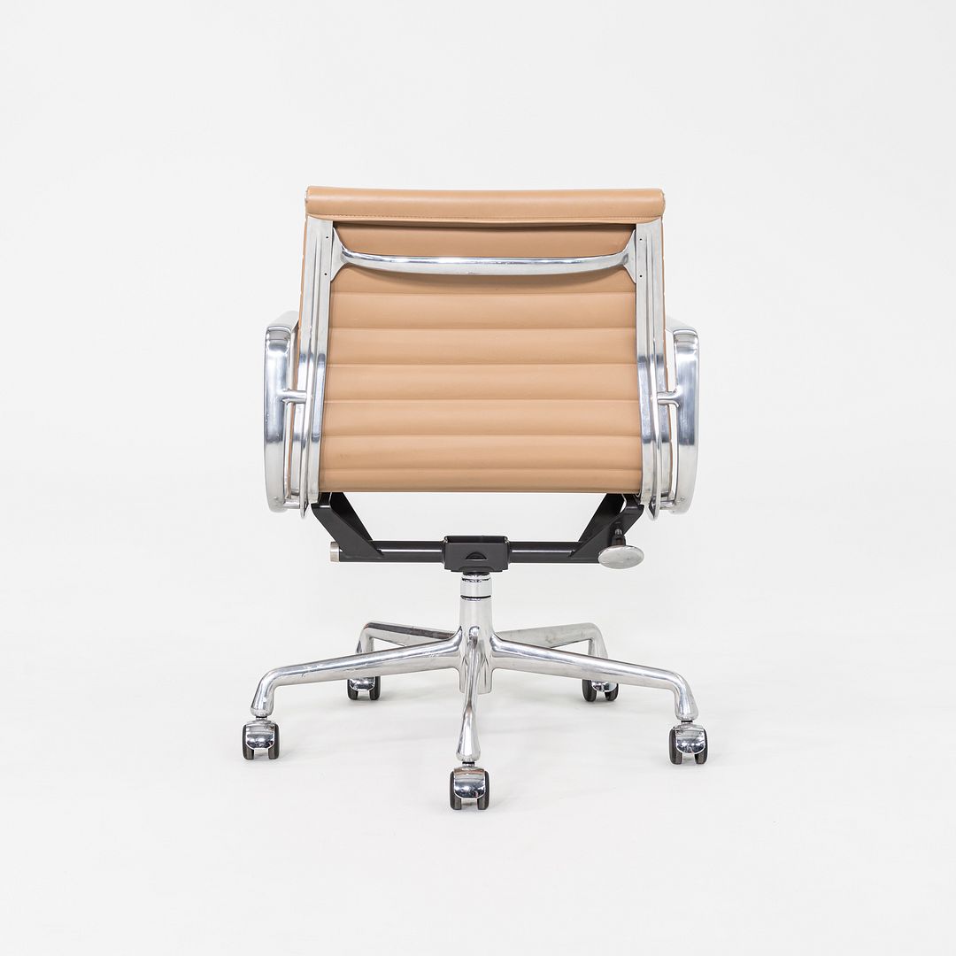 Aluminum Group Management Desk Chair, Model EA335