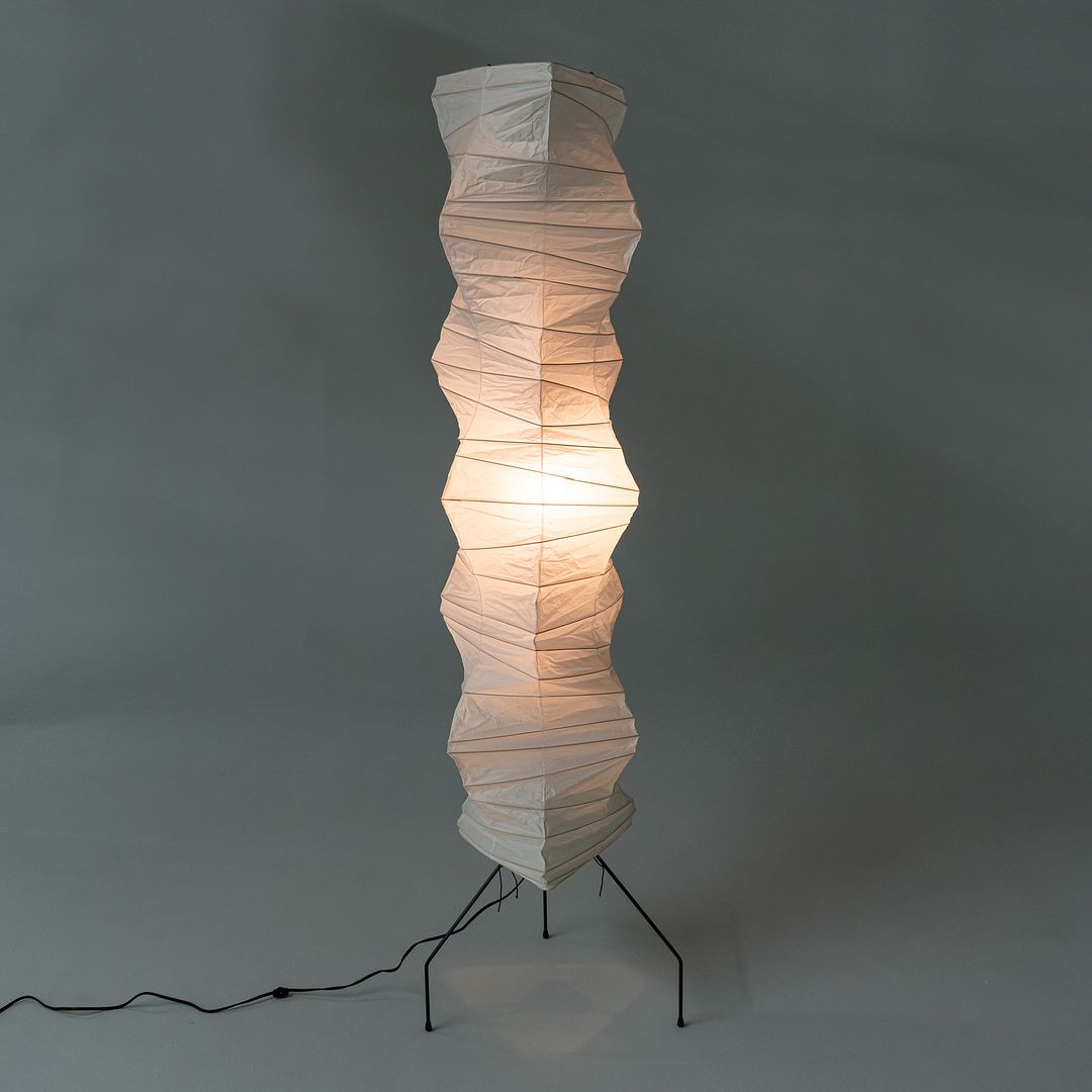 Akariページ Akari UF4-33N by Isamu Noguchi | Rarify