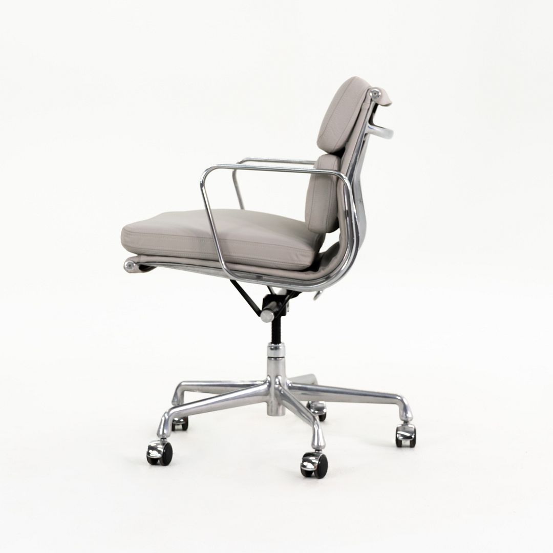 Soft Pad Management Desk Chair, Model EA435