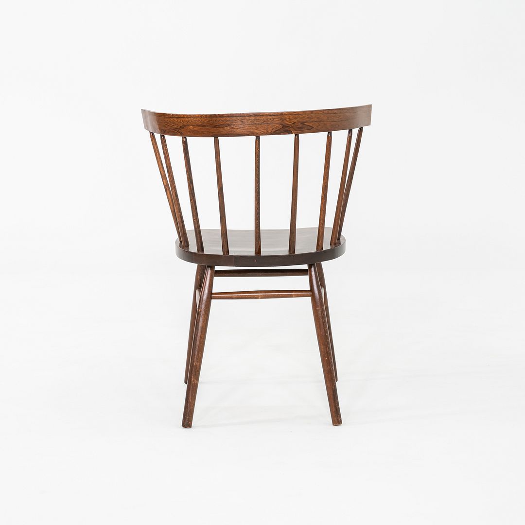 N19 Straight Chair