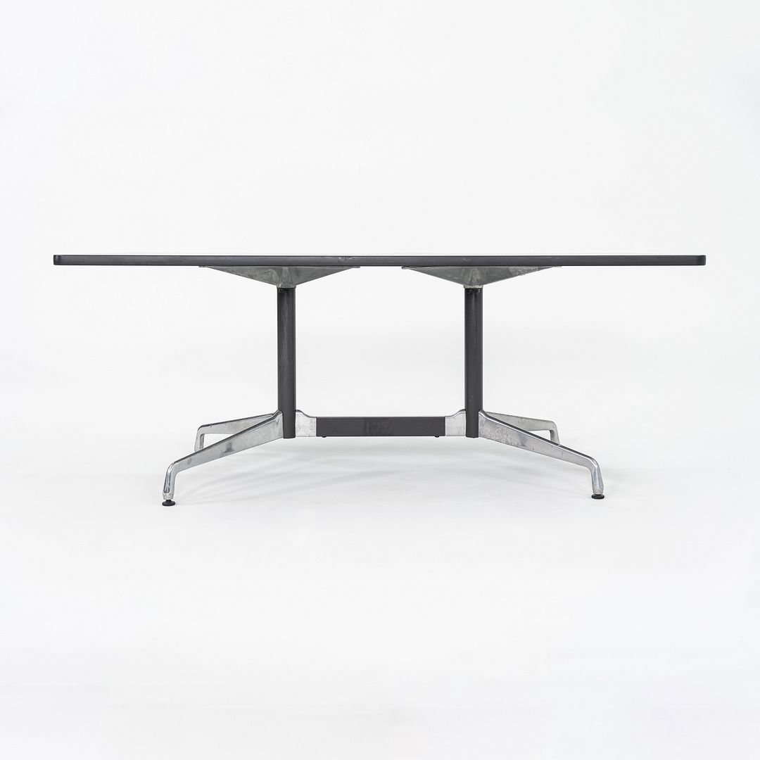 Segmented Conference Table, Model ET143