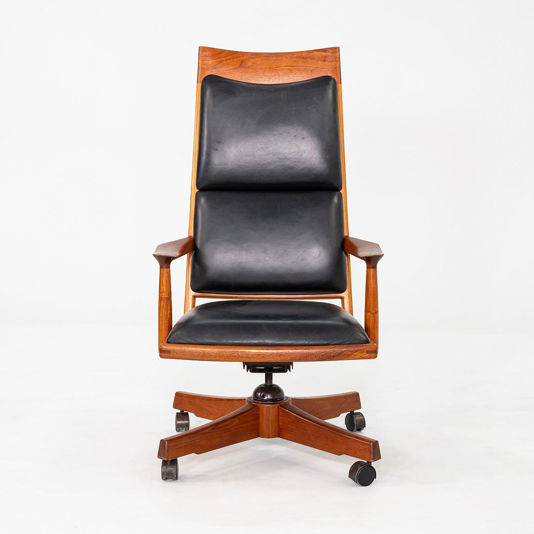 Custom Executive Desk Chair