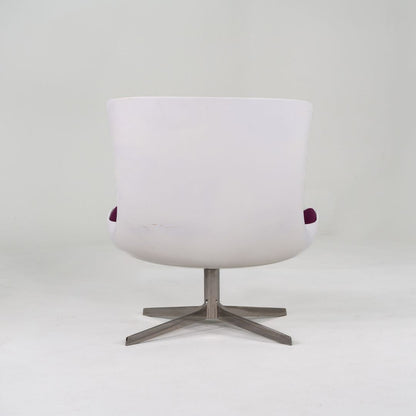 Vika Swivel Lounge Chair