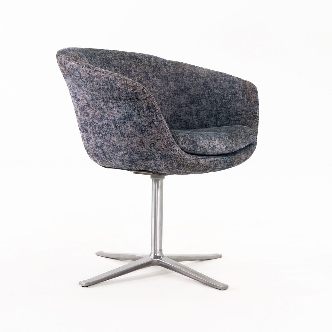 Bob Guest Swivel Chair, Model 231