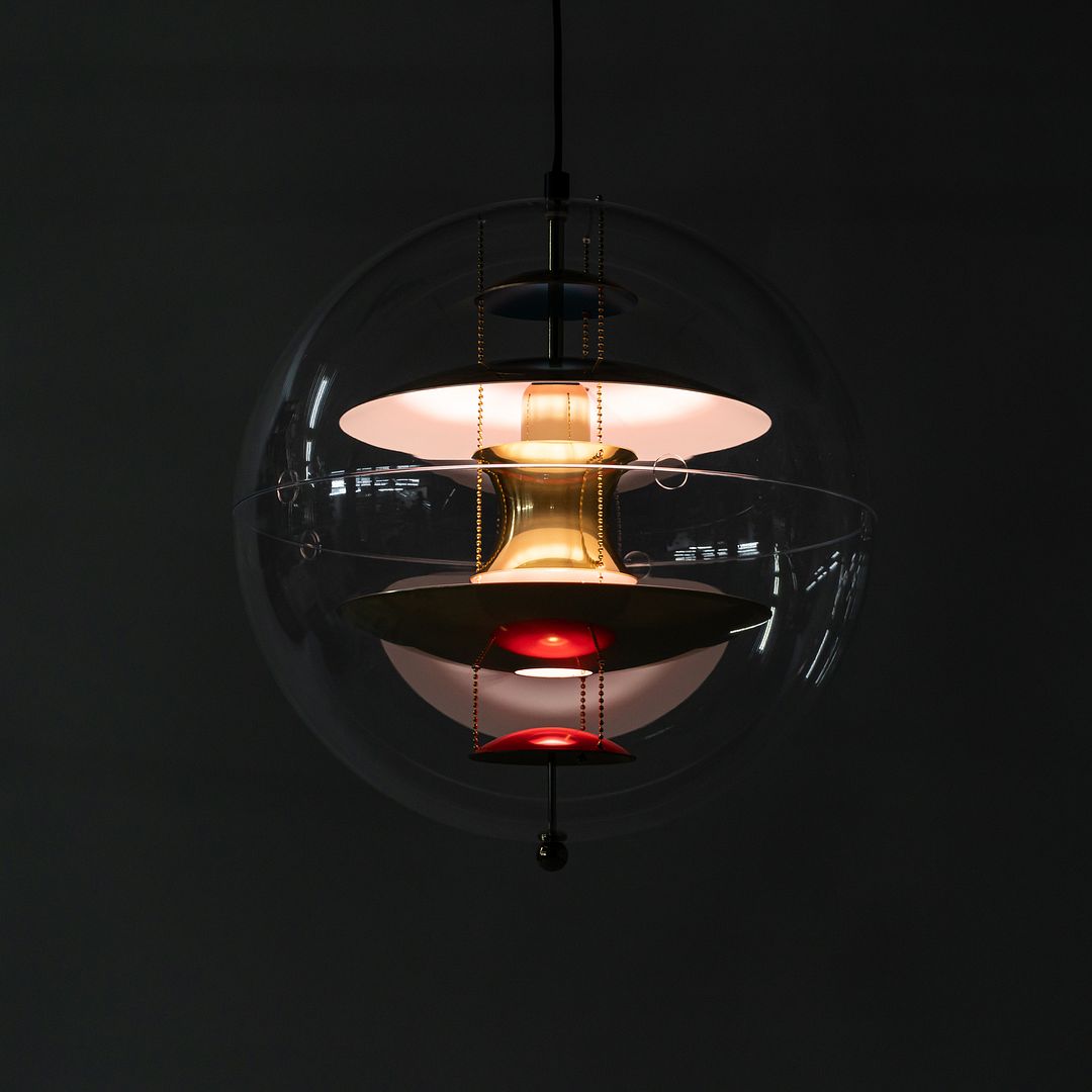 VP Globe Pendant