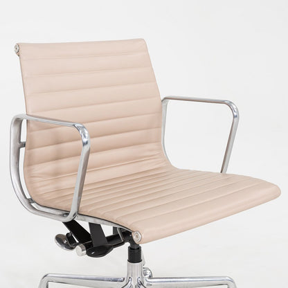 Aluminum Group Management Desk Chair, Model EA335