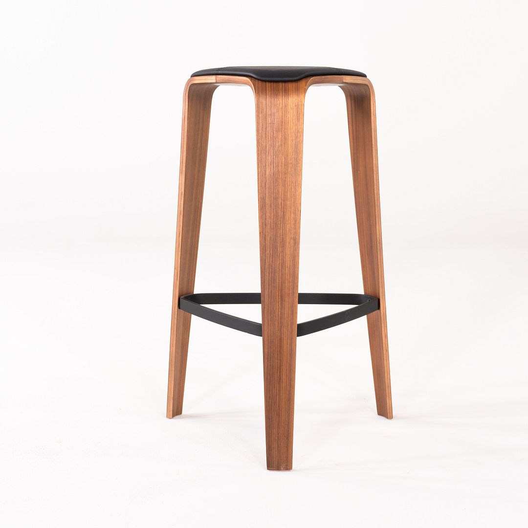 Tre Bar Stool
