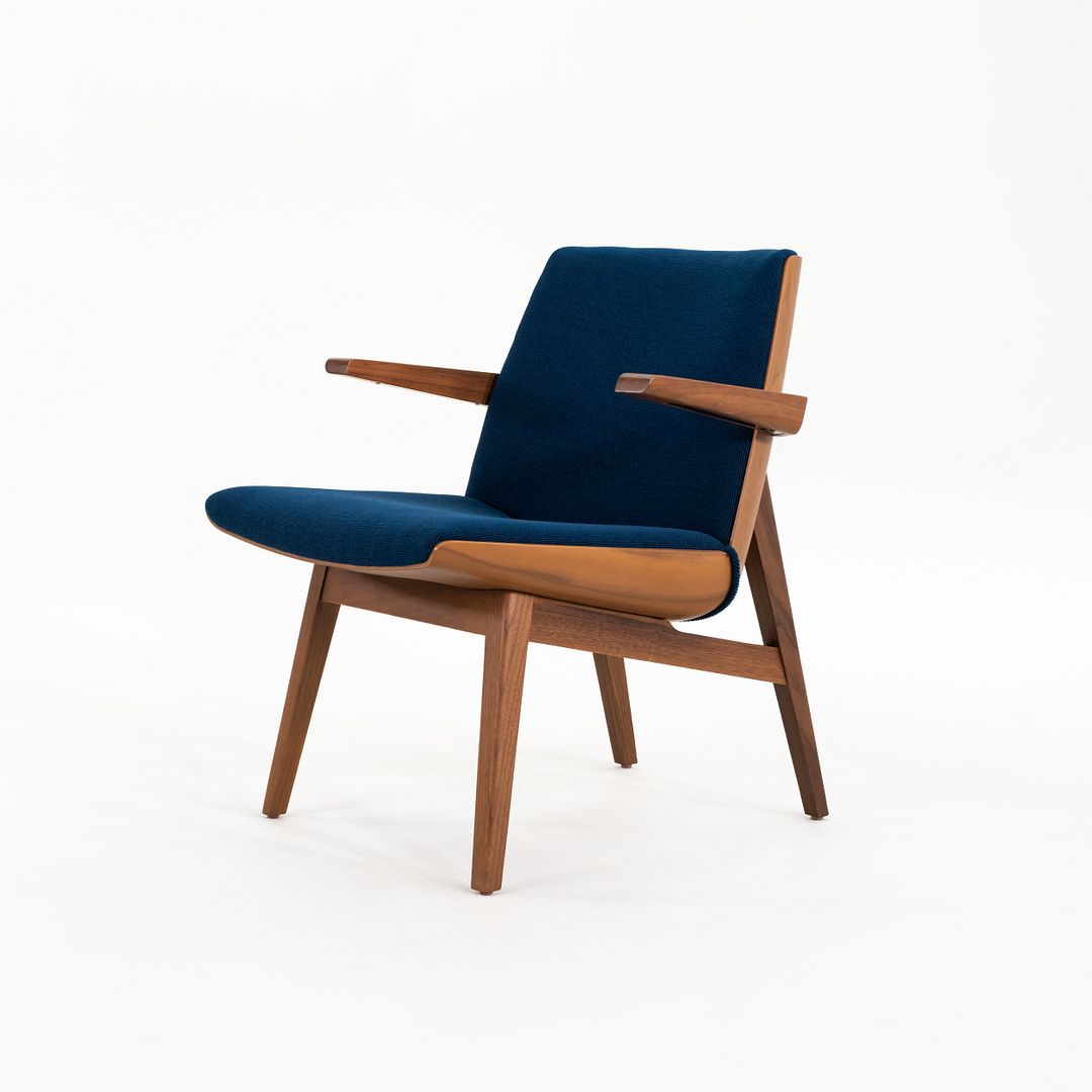 Clamshell Lounge Chair