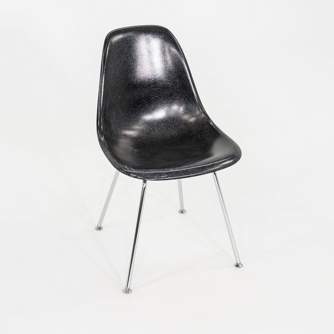 Shell Chair