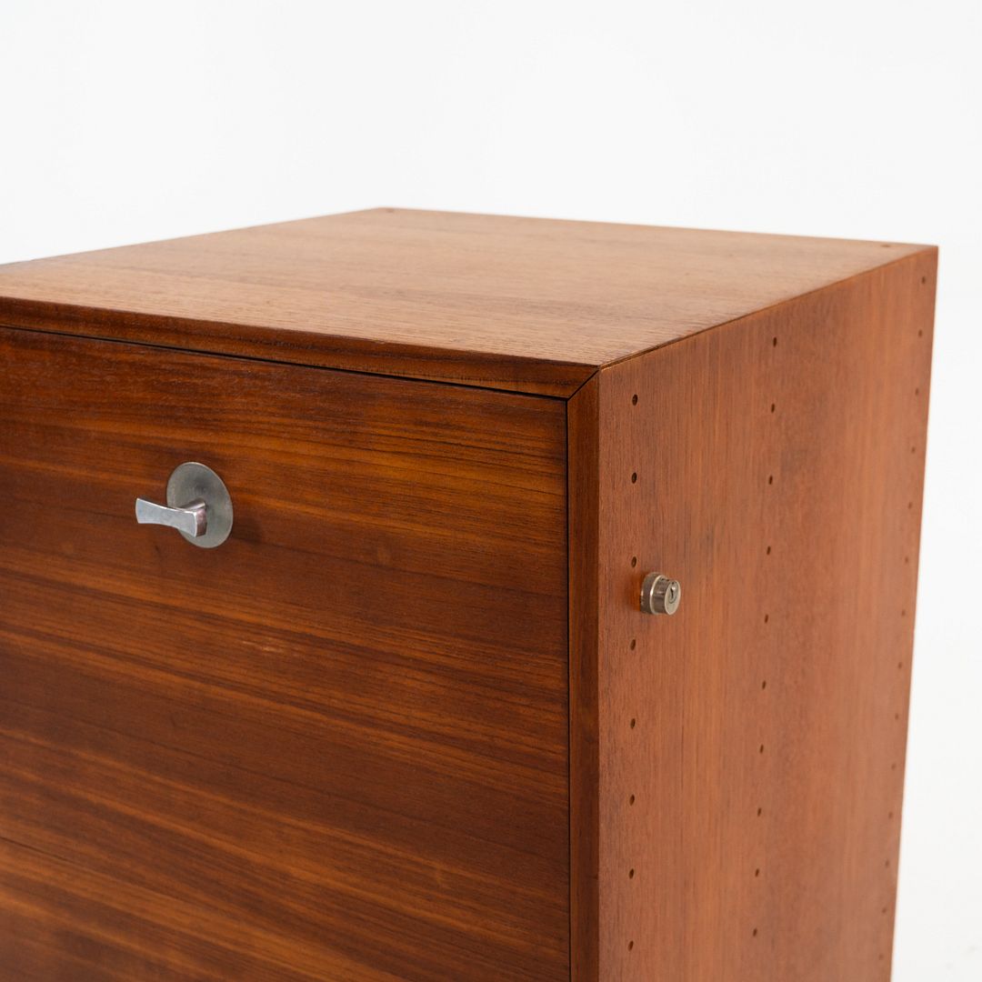 Diplomat Cresco Cabinet