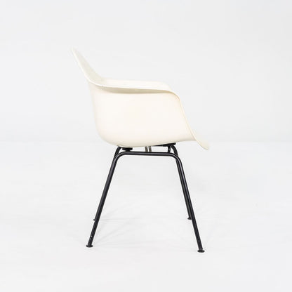 DAX Chair