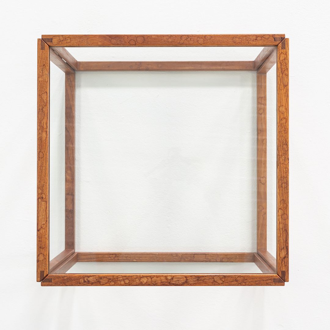 Cube Table