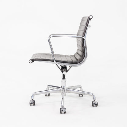 Aluminum Group Management Desk Chair, Model EA335
