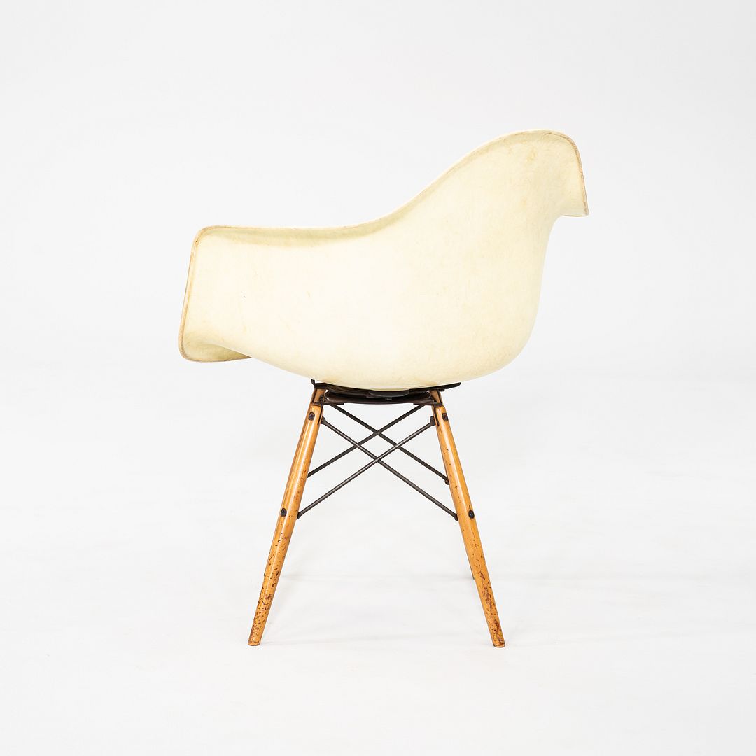 PAW Chair