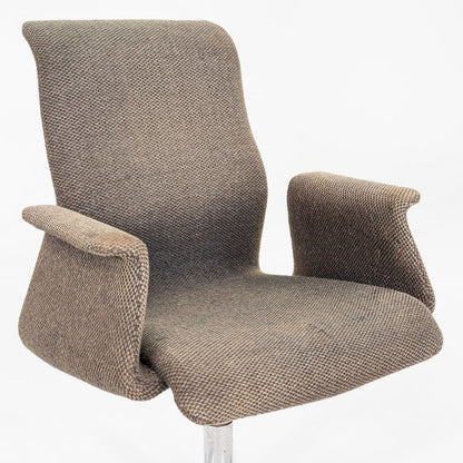 Cobra Armchair