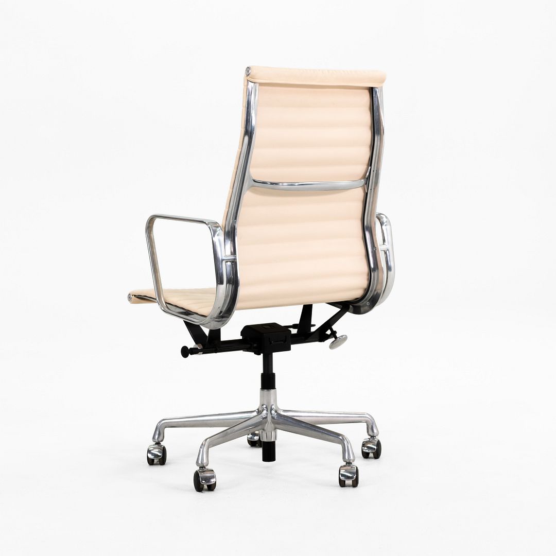 Eames Aluminum Group Executive Desk Chair, EA337