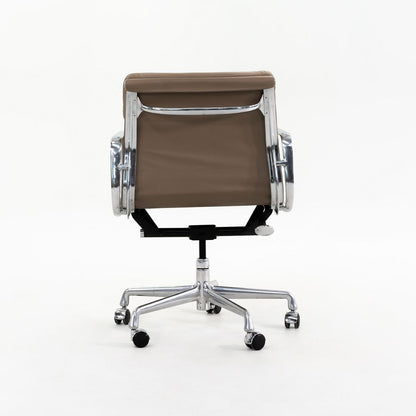Soft Pad Management Desk Chair, Model EA435