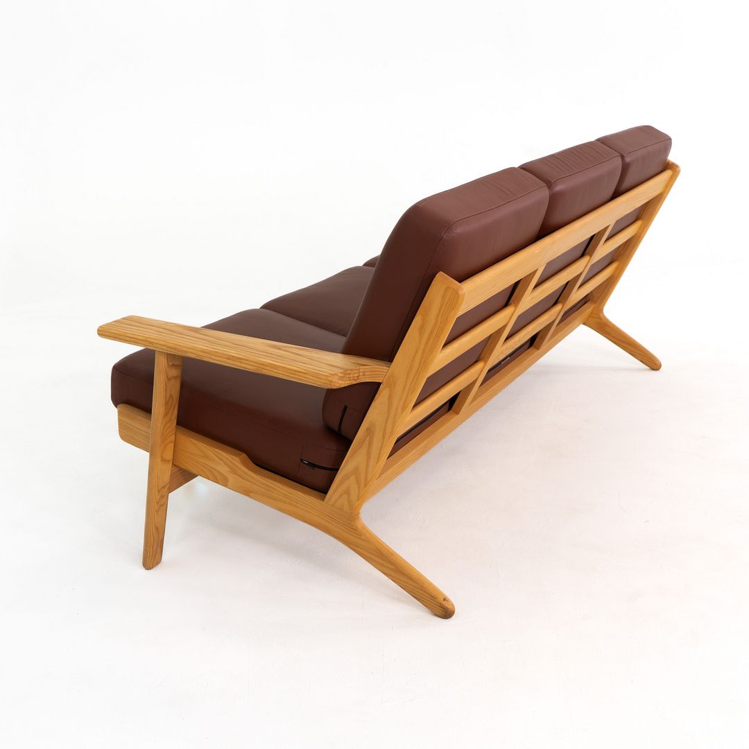 Getama GE-290 Three Seat Sofa
