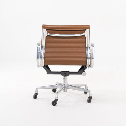 Aluminum Group Management Desk Chair, Model EA335