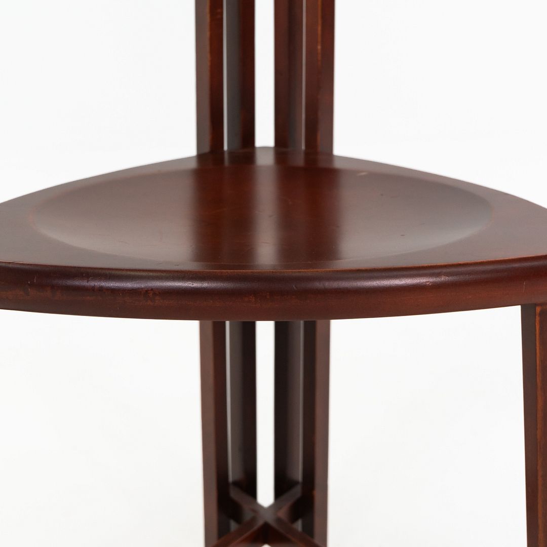 Circle-Back Chair