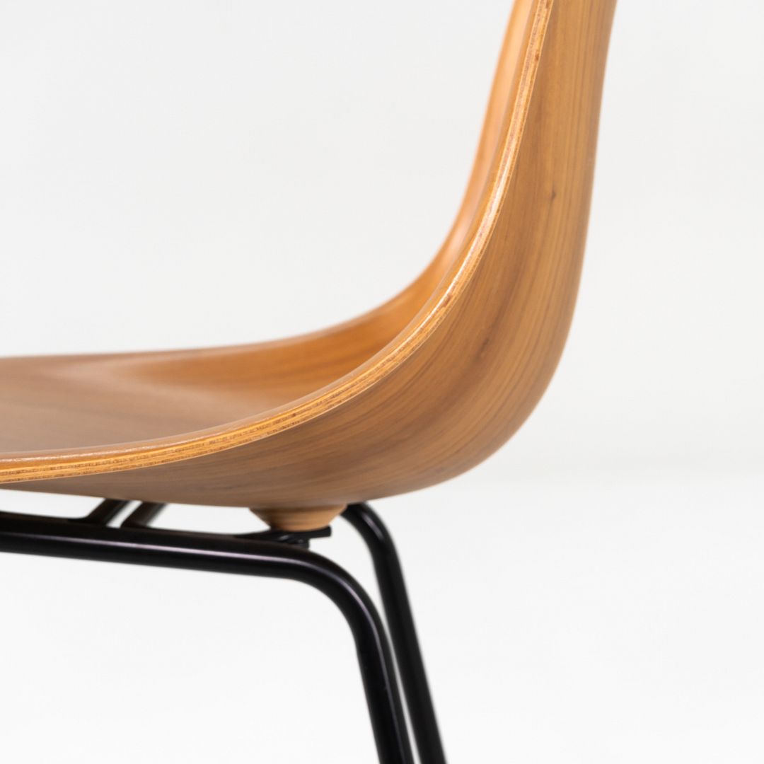 Shell Bar Stool