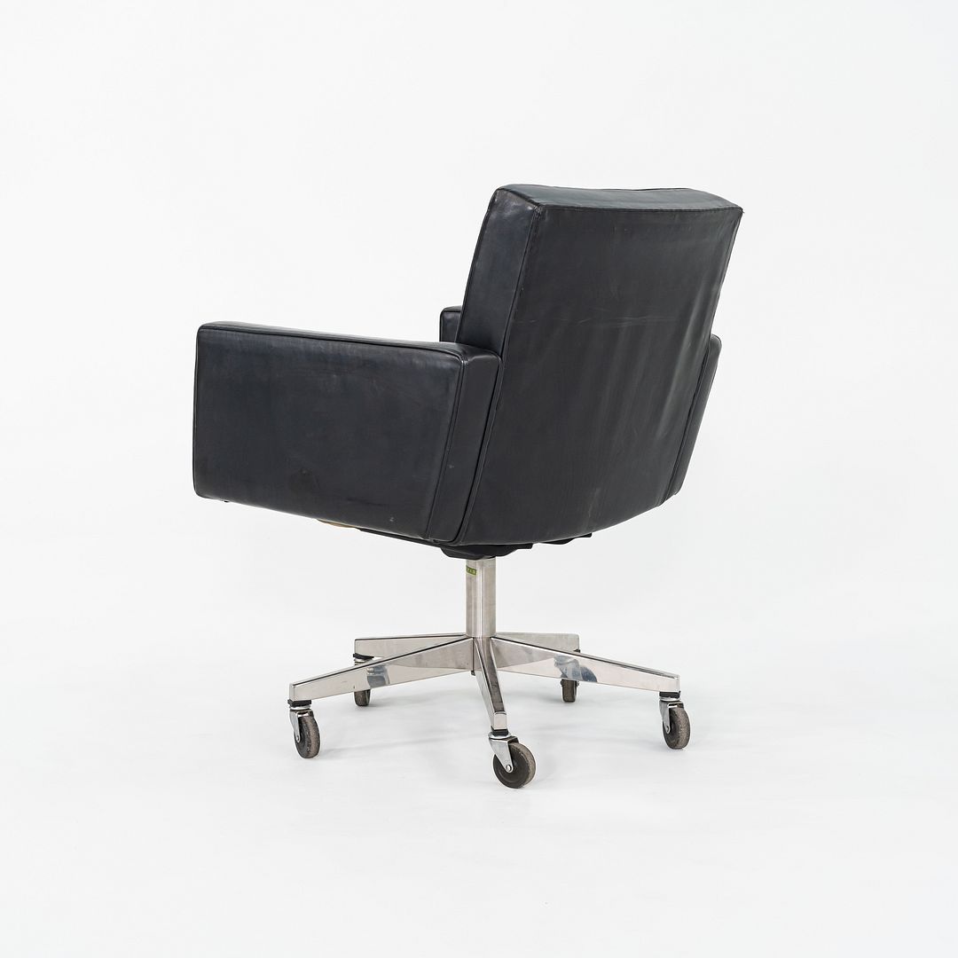 Cafiero Executive Desk Chair, Model 187