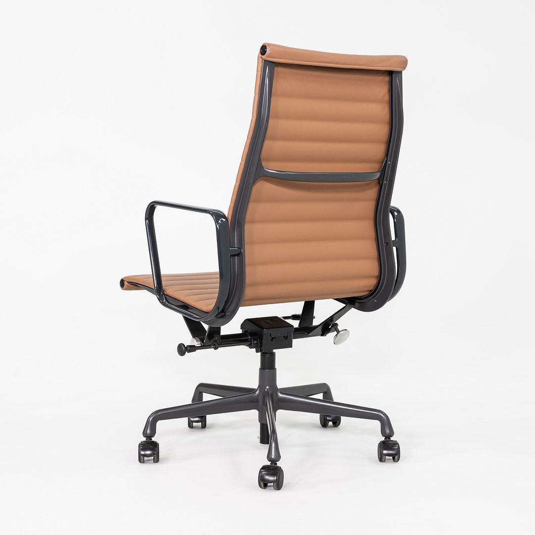 Aluminum Group Executive Desk Chair, EA337