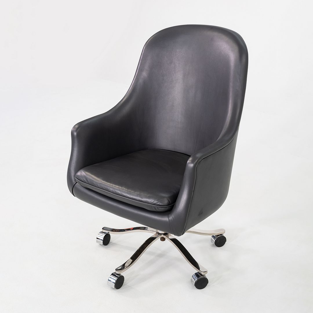 Alpha Bucket Executive Desk Chair